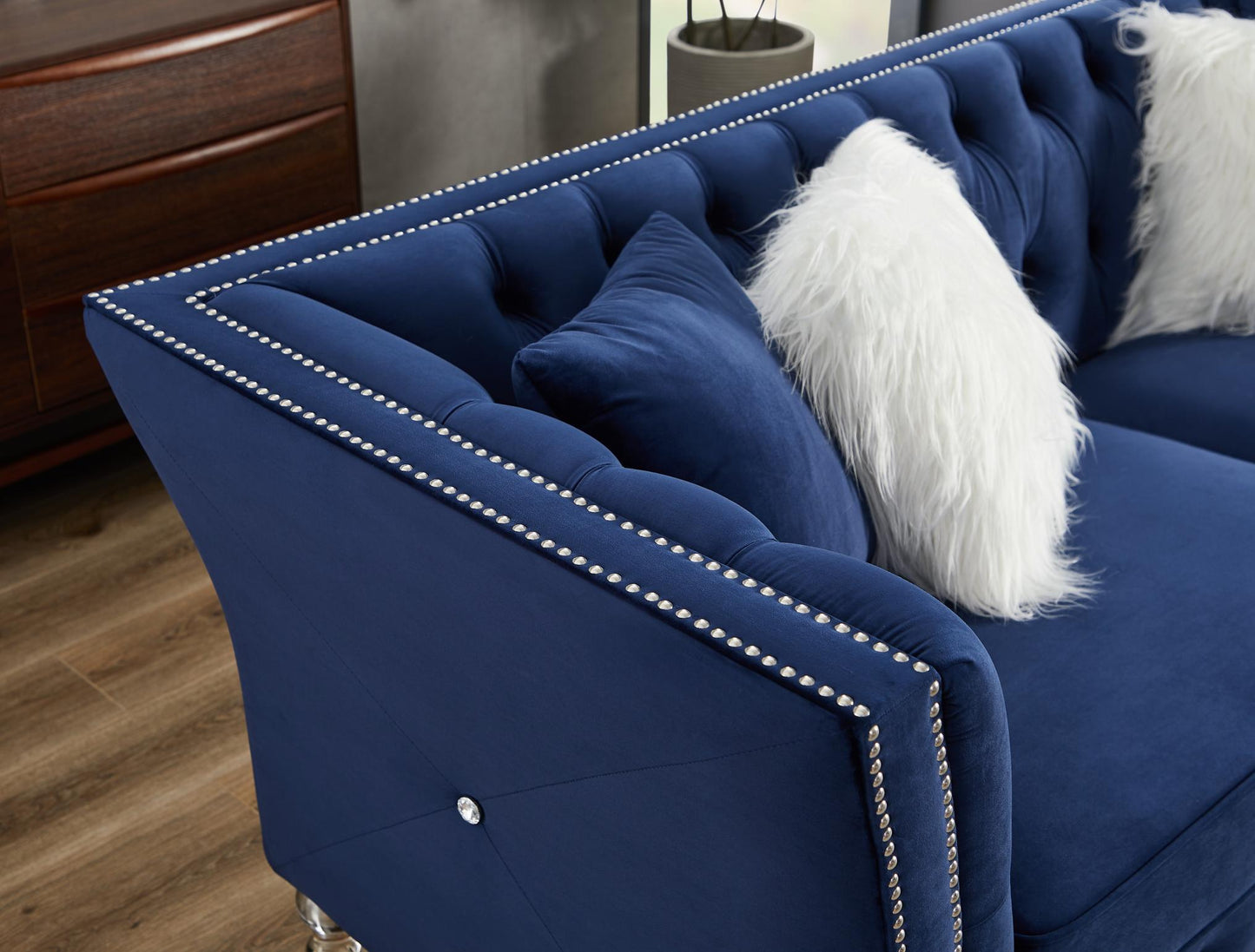 Solid Color Tufted Sofa for Living Room