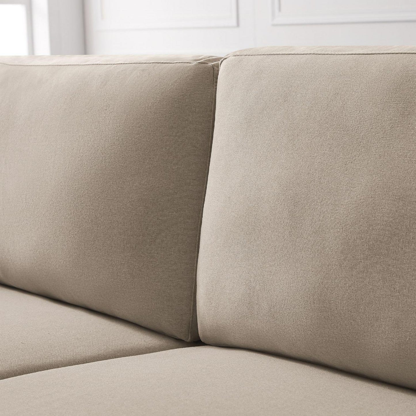Linen sofa with 2 Pillows